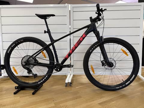 Begagnad X-Caliber 9, Trek Black Satin, XL